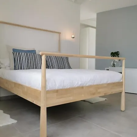 Maria Luxury ספרלונגה