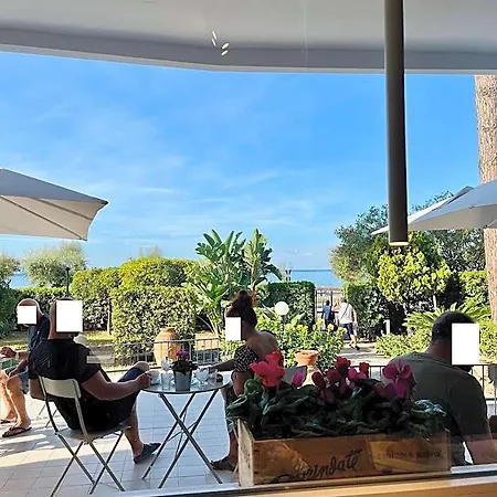 Maria Luxury